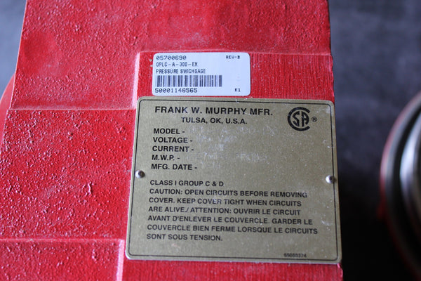 MURPHY PRESSURE SWICH GAGE ENCLOSURE  OPLC-A-300-EX