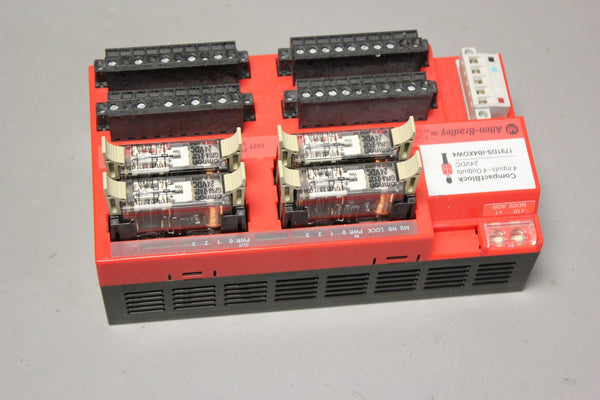 ALLEN BRADLEY GUARD I/O DIGITAL COMB. MODULE  1791DS-IB4XOW4 A