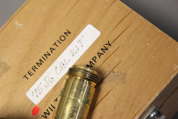 LOT OF WILTRON TERMINATIONS/SHORTS IN BOX 26N75 22N75 22NF72 26NF75