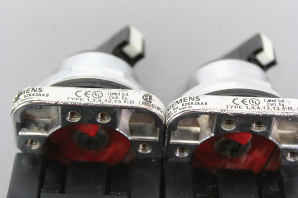 LOT OF 2 SIEMENS SELECTOR SWITCH 2 POSITION  W/CONTACT BLOCK  52SA2AAB W/52BJK