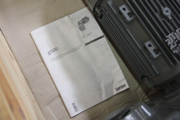 NEW LENZE G500 SHAFT MOUNTED HELICAL GEARBOX WITH 3 PHASE MOTOR G50BS231MHAR2C00