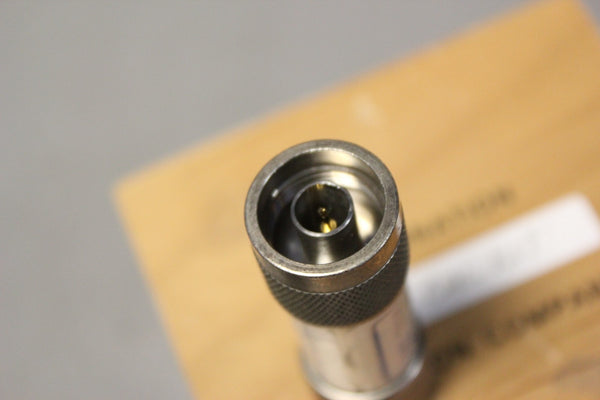 LOT OF WILTRON TERMINATIONS/SHORTS IN BOX 26N75 22N75 22NF72 26NF75