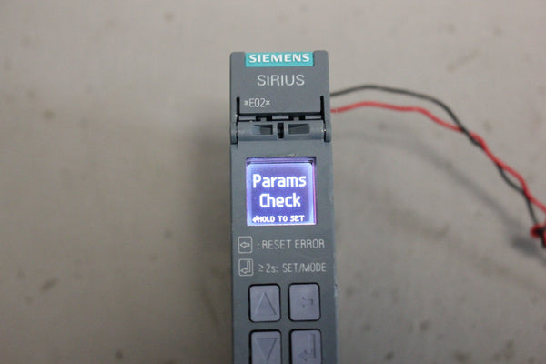 SIEMENS TEMPERATURE MONITORING RELAY 3RS2600-1BW30