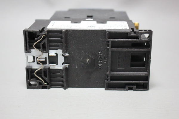 SIEMENS 3RT2035-1AP60 POWER CONTACTOR