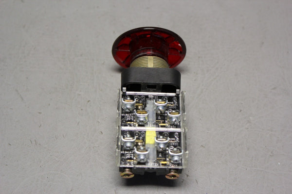 UNUSED ALLEN-BRADLEY ILLUMINATED RED EMERGENCY STOP BUTTON 800T-FXQH24RA1