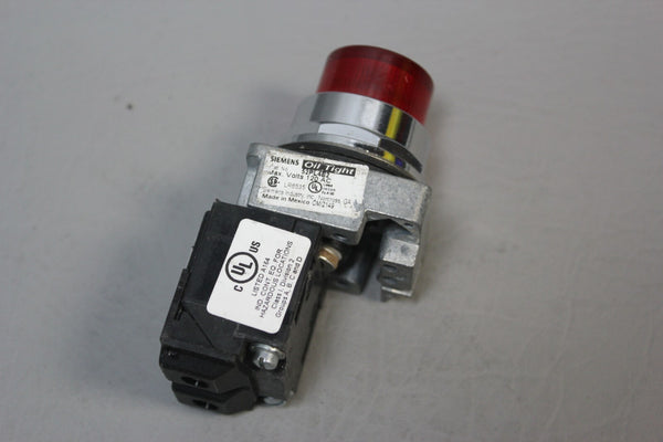 NEW SIEMENS PILOT LIGHT SWITCH RED OIL TIGHT 52PL4E2