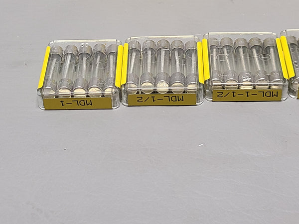 LOT OF NEW BUSS SMALL DIMENSION FUSES ABC/MTH/AGC/MDA/MDQ/MDL 125V & 250V