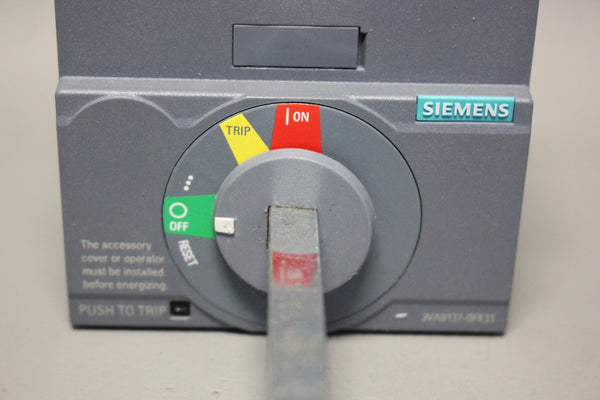 SIEMENS DOOR MOUNTED ROTARY OPERATOR SWITCH BREAKER 3VA9137-OFK31
