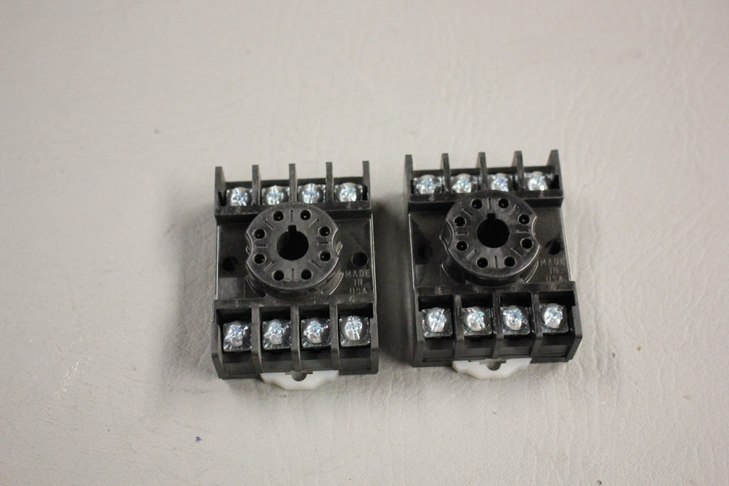 LOT OF 2 CUSTOM CONNECTOR 10T08-PC