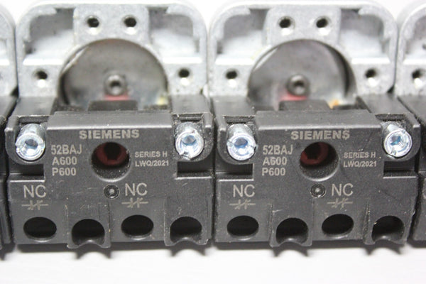 LOT OF 4 SIEMENS FLUSH PUSHBUTTONS 52PA8A2 W/52BAJ