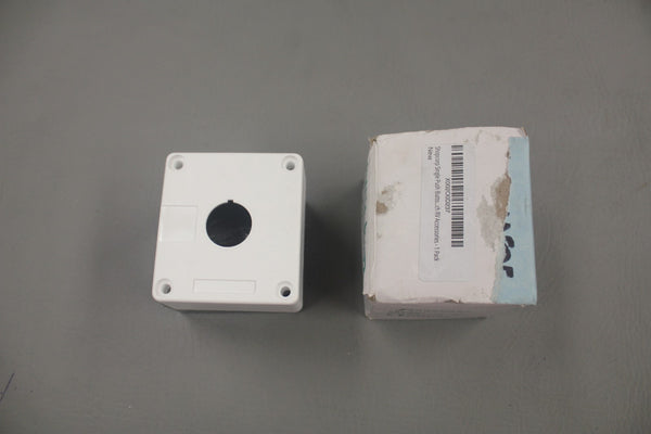 NEW SHOPCORP XB2-BO1 PUSH BUTTON BOX