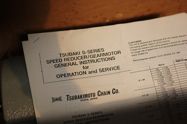 New TSUBAKI GEAR MOTOR/SPEED REDUCER W/ INDUCTION MOTOR & BRAKE  GMS020L10BM