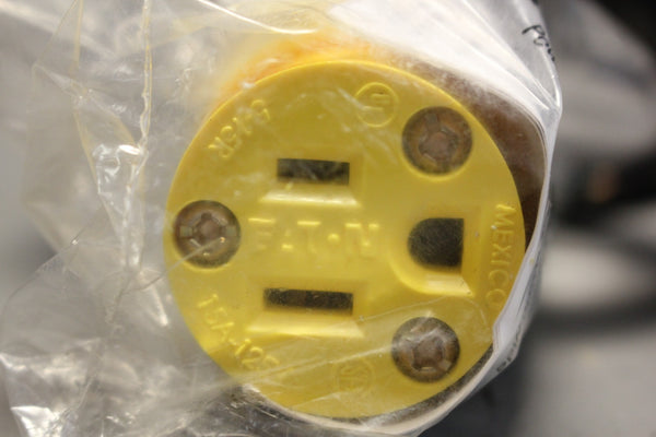NEW EATON 4887 VINYL STRAIGHT BLADE CONNECTOR