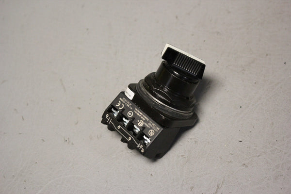 UNUSED SIEMENS  52SX2AABA1M48 SELCTOR SWITCH