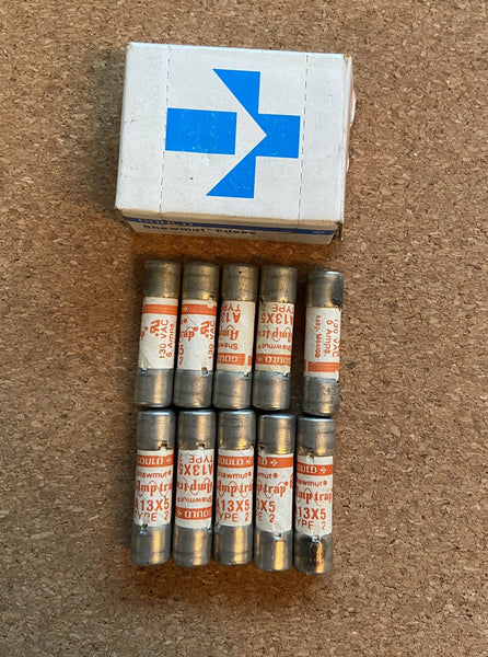 LOT OF 10 NEW Gould A13X5 Type 2 Shawmut Amp-Trap Fuses 130VAC