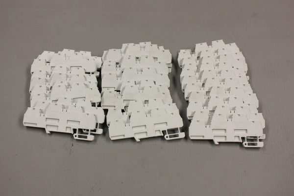 LOT OF 30 VDE EURO QD 2.5/35 Terminal Blocks