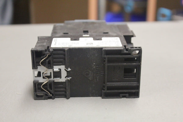 SIEMENS 3RT2038-1AL20 POWER CONTACTOR