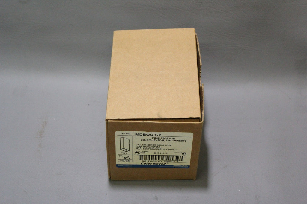 5 NEW THOMAS & BETTS INSULATOR FOR COLOR-KEYED (R) DISCONNECTS MDBOOT-2