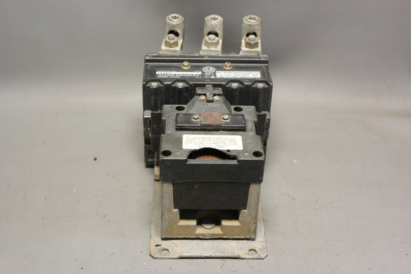 ALLEN BRADLEY CONTACTOR  702-E0D93 K