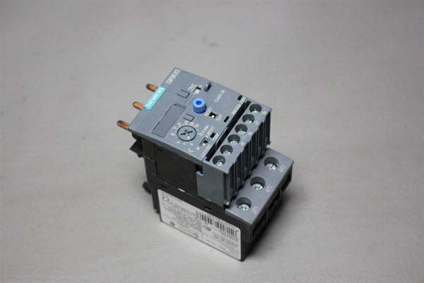 UNUSED SIEMENS OVERLOAD RELAY 3RB3026-2QB0