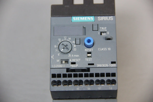 SIEMENS OVERLOAD RELAY 3RB3026-1QE0
