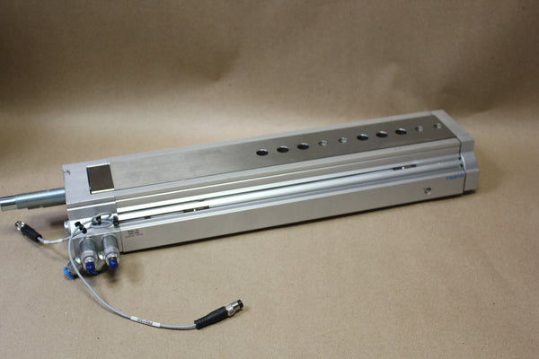 FESTO LINEAR SLIDE TABLE  P/N: DGSL-20-200-Y3A