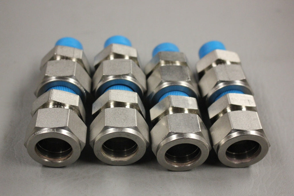 NEW SWAGELOK FITTING LOT OF 8 SS-1210-1-6