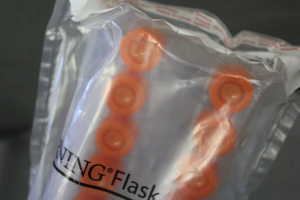 20 NEW CORNING CULTURE FLASKS WITH CANTED NECK W/PLUG SEAL CAP 430168