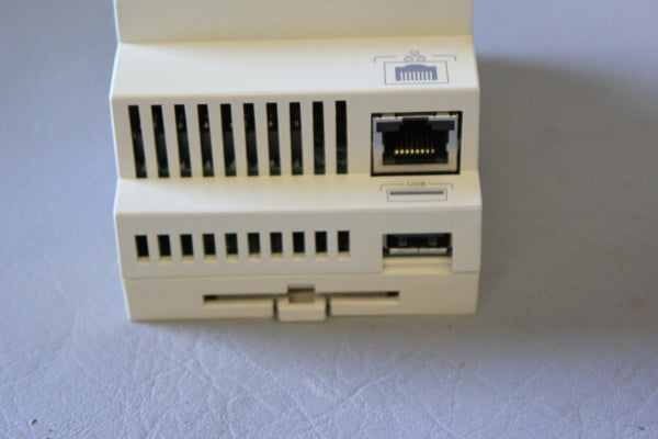 TRANE CHILLER CONTROL MODULE UC800 X13651144-01 REV. D