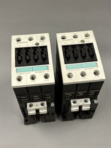 2- SIEMENS SIRIUS 3RT1033-1BB40 Contactor