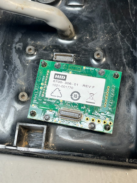 HID 920PHRNEK00005 multiCLASS RP40E Wall Switch Reader Black Bluetooth/OSDP Used