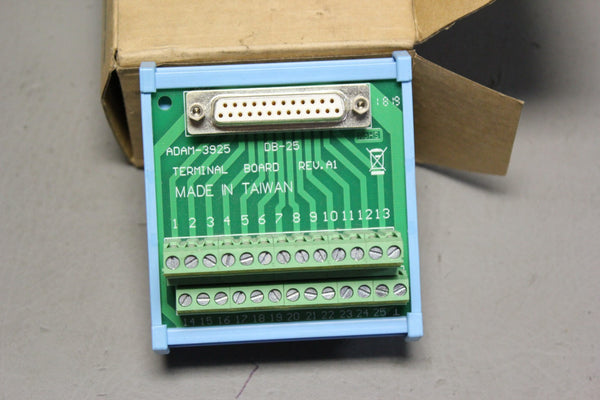 NEW ADVANTECH DB-25 WIRING TERMINAL ADAM-3925