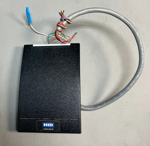 HID 920PTNNEK00000 multiCLASS RP40E Wall Switch Proximity Reader Black -Used