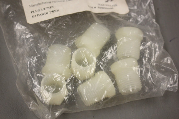 NEW LOT OF 7 COLE PARMER 30401-38 PLUGS 1/2 NPT