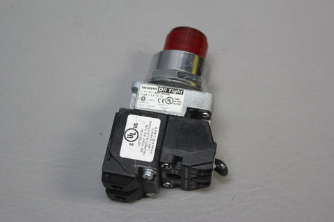 NEW SIEMENS ILLUMINATED PUSH BUTTON SWITCH RED 30MM OIL TIGHT 52PT6G2A