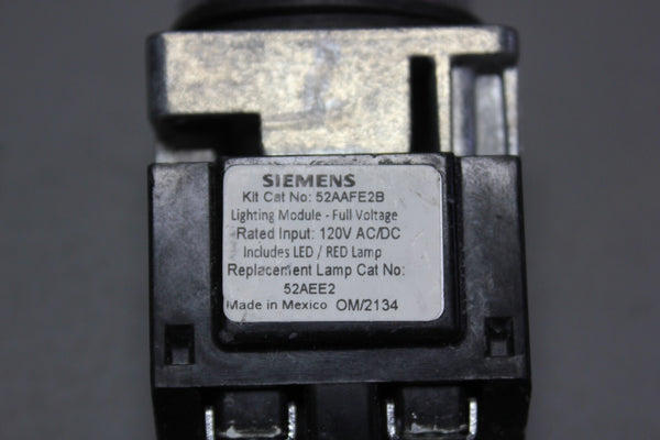 SIEMENS RED LED PILOT INDICATOR LIGHT 52PL4E2XB W/TRANSFORMER 52AAFE2B