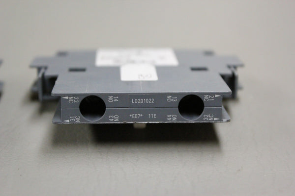 2- SIEMENS 3RH1921-1DA11 AUXILIARY SWITCH