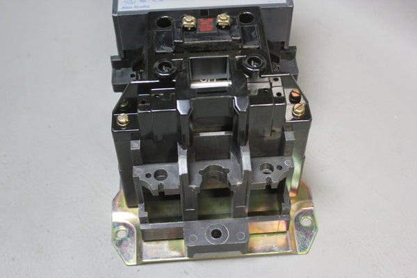 ALLEN BRADLEY 200A CONTINUOUS RATING AC CONTACTOR 500L-EOD93 A