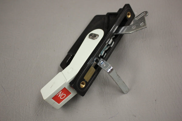 UNBRANDED DISCONNECT HANDLE D739440-15