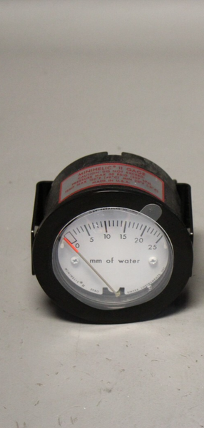 DWYER MINIHELIC II GAGE  2-5000-25MM