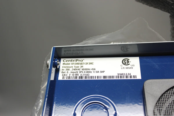 NEW XYLEM CENTRIPRO AQUAVAR SOLO 2 SUBMERSIBLE PUMP CONTROLLER VFDB050213F3RC