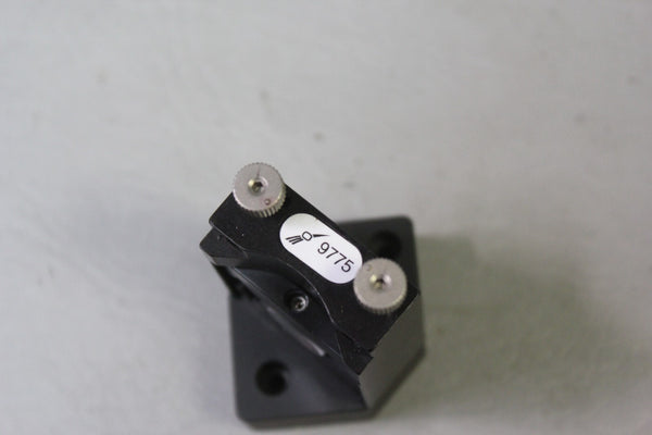 NEWPORT NEW FOCUS DIELECTRIC MIRROR IN PINT SIZED MOUNT 9775 & 5151 VIS