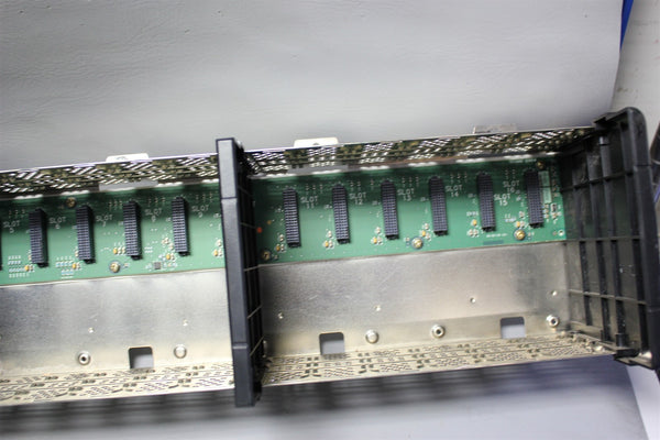 ALLEN BRADLEY CONTROLLOGIX 17 SLOT PLC CHASSIS W/ POWER SUPPLY 1756-A17/B PA75/A