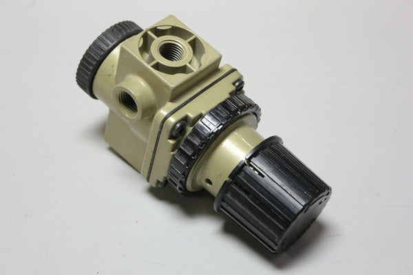 Compressed Air Regulator 4956K1 300PSIG 150PSIG Used