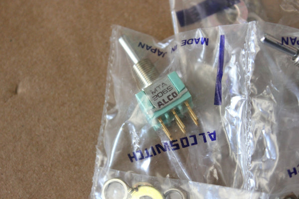 New Alco MTA206S Toggle Switch With Hardware ON-OFF-ON 6A~125V 3A~250V