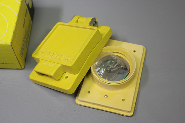 NEW WOODHEAD OIL PROOF NEOTEX WATERTITE  RECEPTACLE COVER 6700