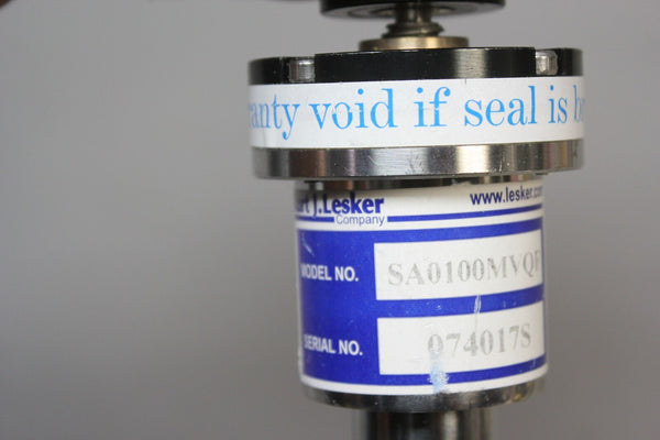 UNUSED LESKER MANUAL BELLOWS SEALED STAINLESS STEEL ANGLE VALVE SA0100MVQF KF-25