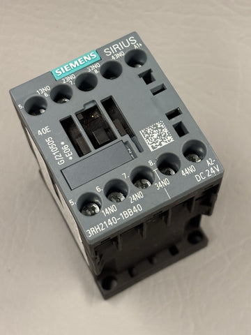 UNUSED SIEMENS POWER CONTACTOR 3RH2140-1BB40