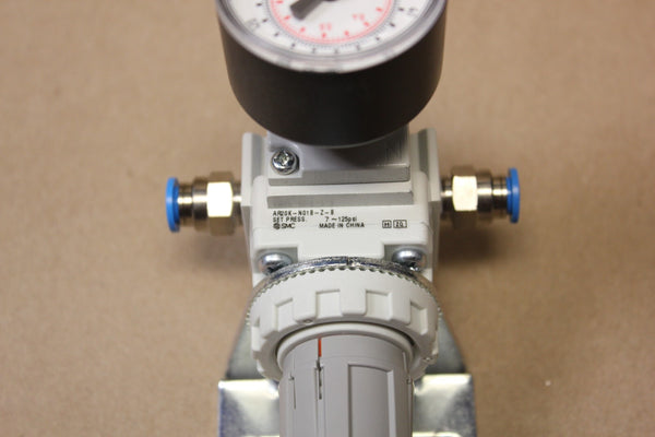 SMC  PNEUMATIC REGULATOR P/N: AR20K-N01B-Z-B