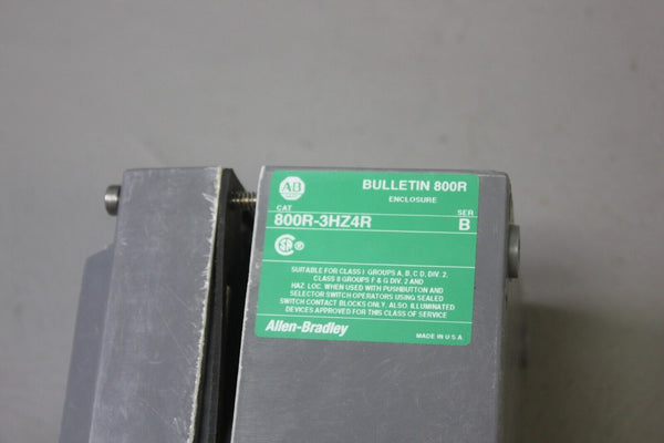 NEW ALLEN BRADLEY ENCLOSURE WITH HUB 800R-3HZ4R B